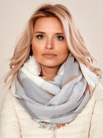 White-gray knitted scarf